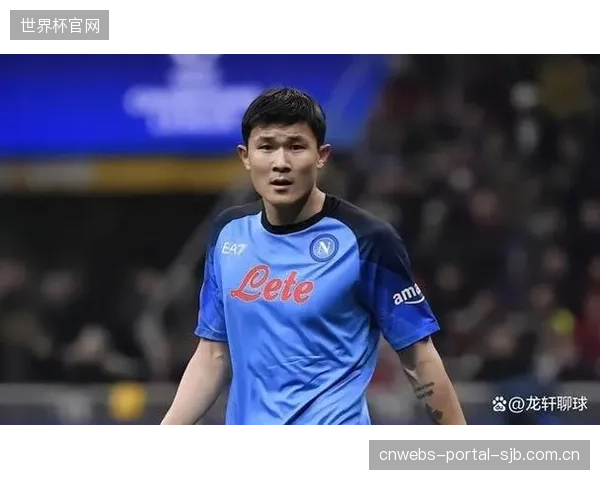 金玟哉不仅是防守核心，其精准长传也是韩国队快速反击战术的重要发起点。